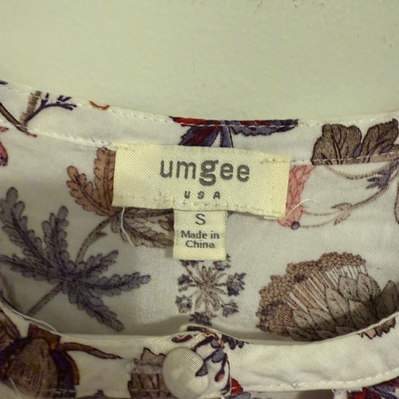 2/$30 Umgee - Multicolor Floral Long Sleeve Tunic Blouse Top - Picture 7 of 8